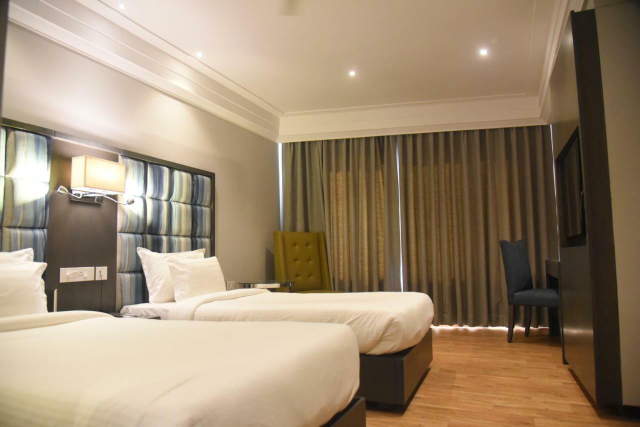 Raigarh Hotel Accord Premier מראה חיצוני תמונה